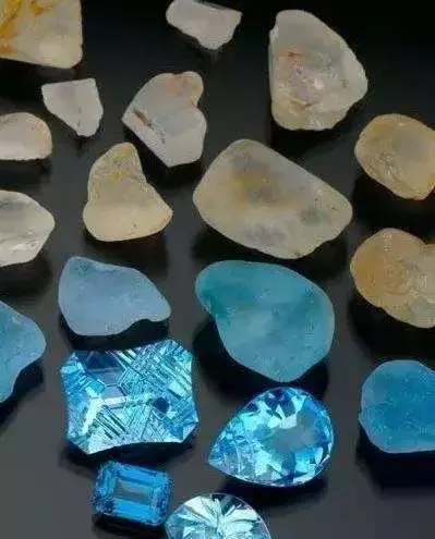 新疆不只只产和田玉，还有这些宝石玉石，全部来自新疆！