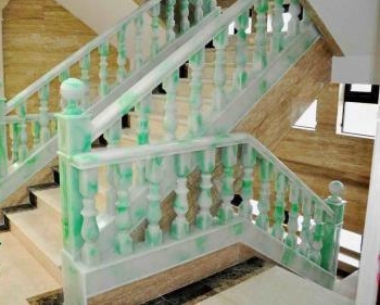 家居装修，为什么越来越多多人选择用仿玉石头材料做楼梯扶手