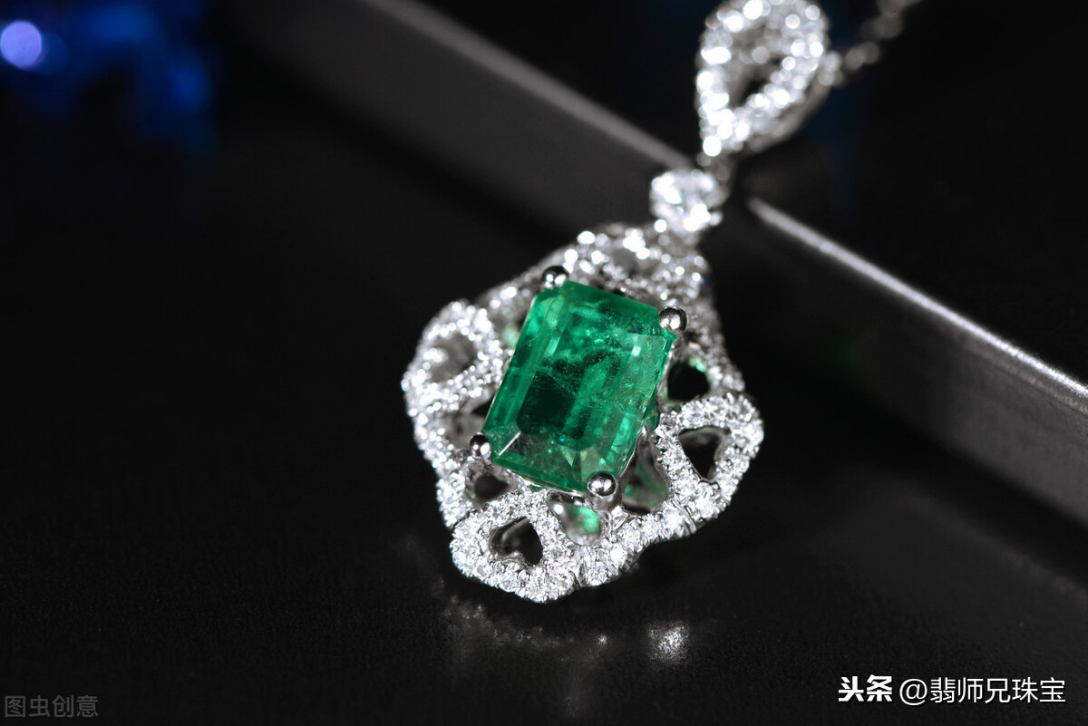 都是绿色的珠宝玉石，祖母绿和翡翠到底有何区别？