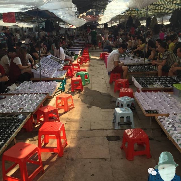 翡翠哥，广州的珠宝玉器批发市场在哪？