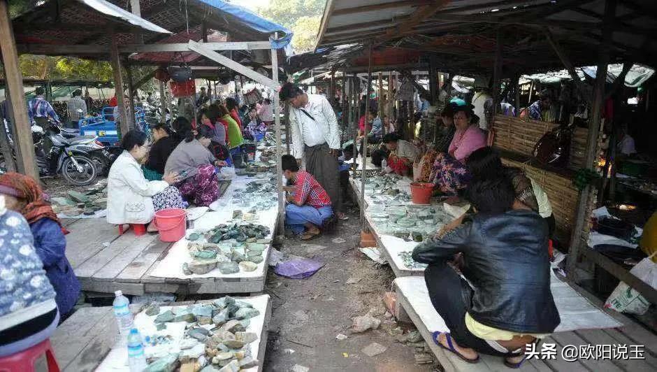 在缅甸哪里可以买到翡翠？去缅甸昂山和曼德勒市场买翡翠便宜吗？