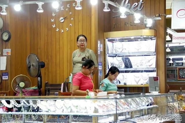 在缅甸哪里可以买到翡翠？去缅甸昂山和曼德勒市场买翡翠便宜吗？