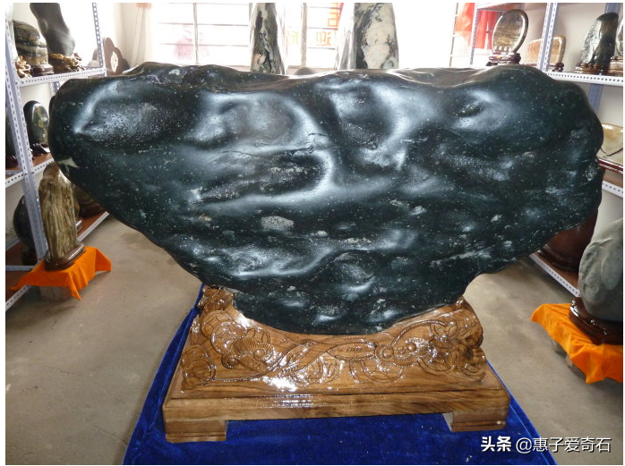 青海奇石玉石一览，北京奥运会奖牌就是青海玉做的，价值不可估量