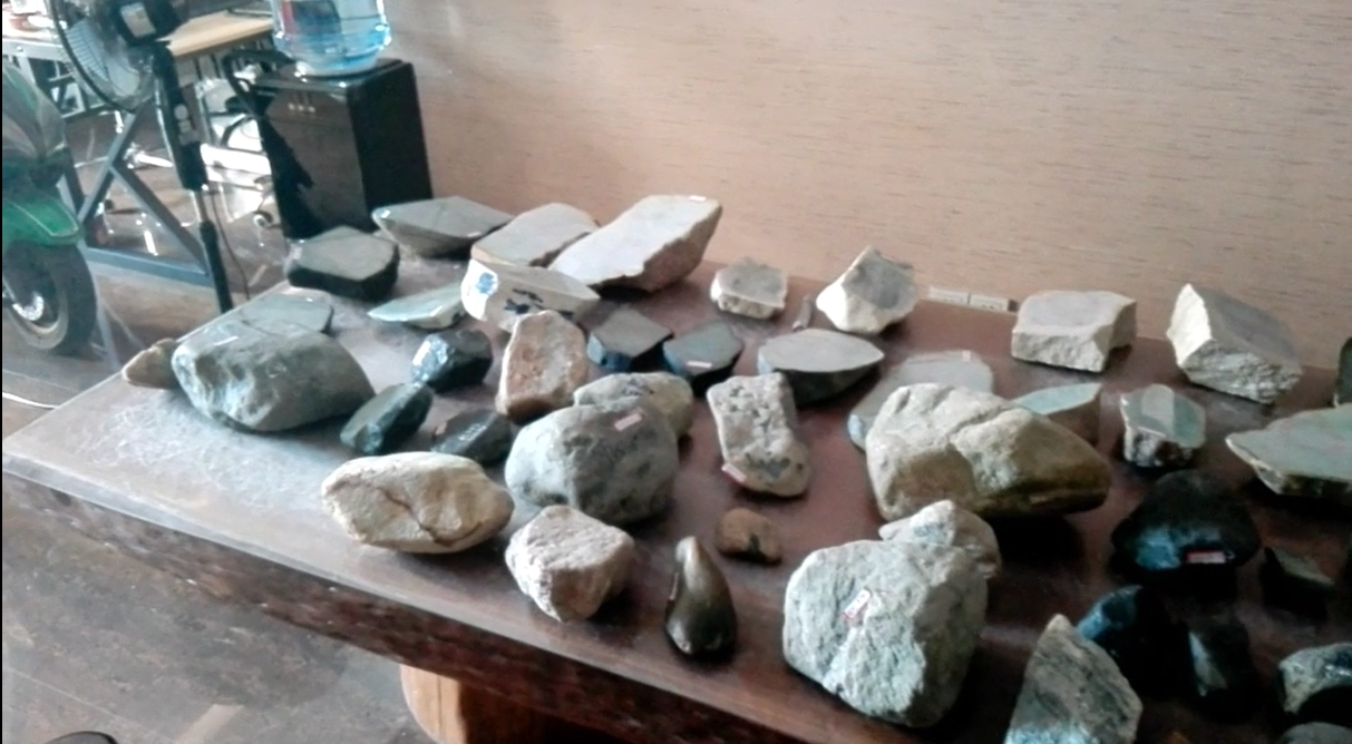 翡翠原石的形成 形成原石需要的条件