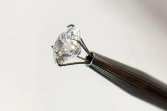 钻石的净度分为哪几个级别  第6张