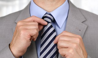 校服领带打法 如何打领带
