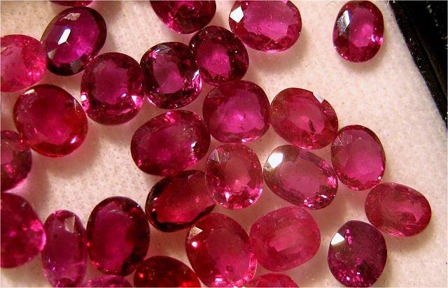 红宝石最高贵的产地  红宝石单克拉的世界拍卖记录