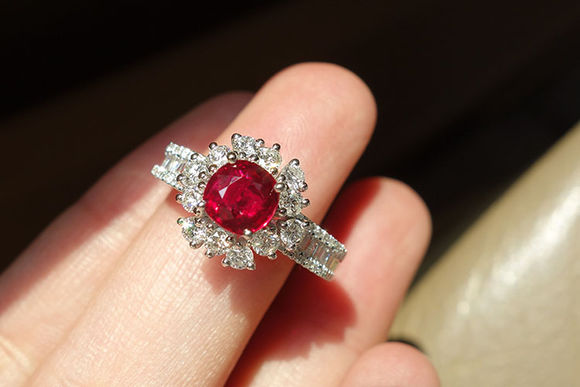 一枚红宝石戒指要多少钱 红宝石及其特性